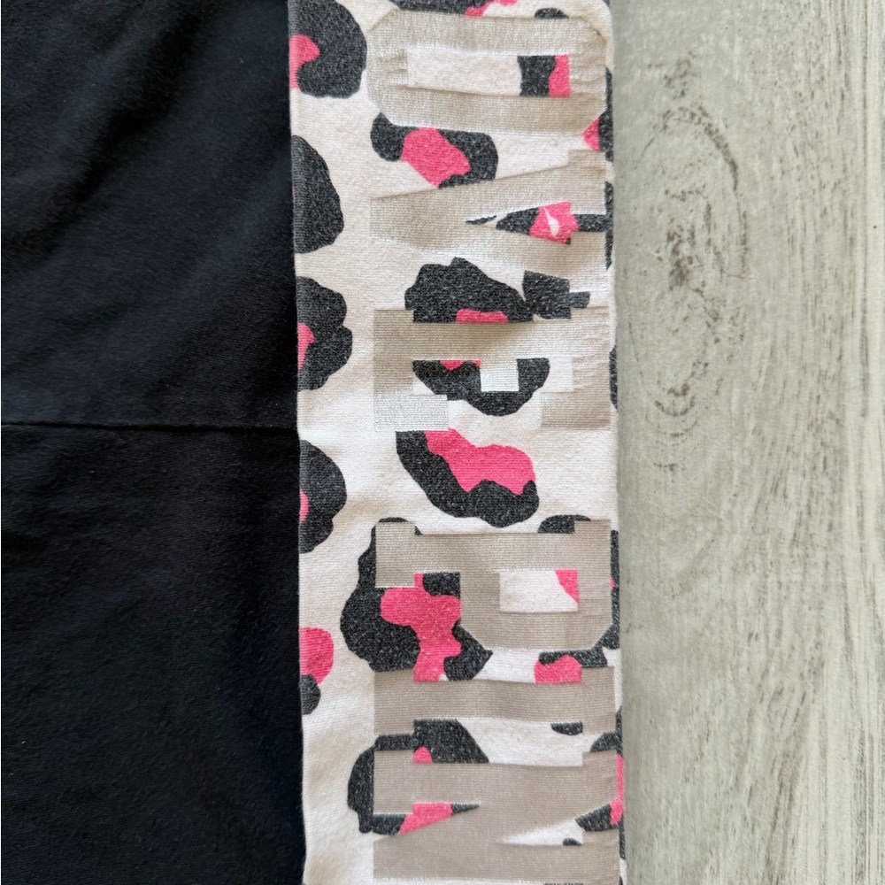 PINK Victoria's Secret White Leggings with Pink & Black Leopard Print - Picture 4 of 5